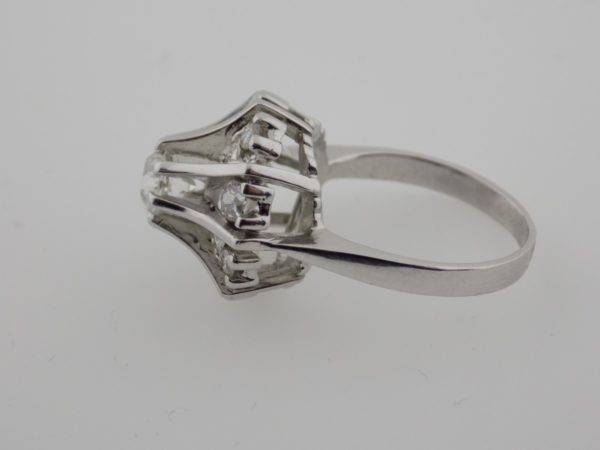 Anillo de platino con brillantes subastas de joyas