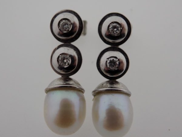 Pendientes largos con perla y brillantes subastas de joyas