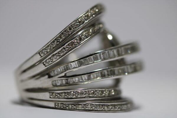 Anillo Brillantes Baguets talla brillante - Imagen 2