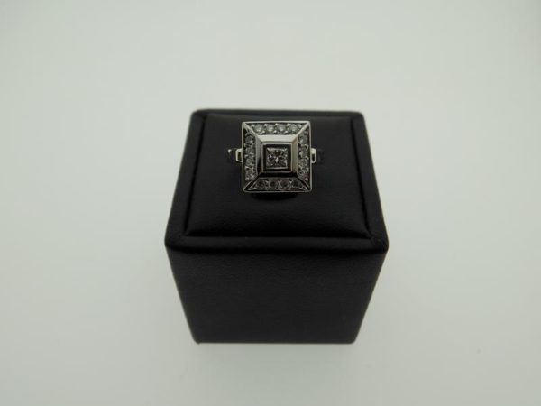 Anillo con brillantes