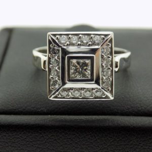 Anillo con brillantes