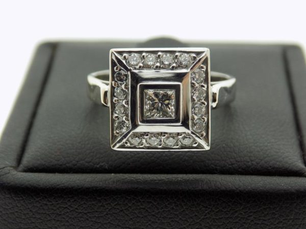 Anillo con brillantes - Imagen 2