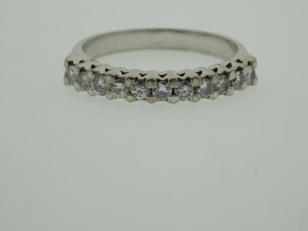 Anillo con brillantes
