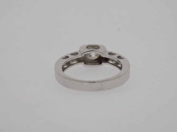 Anillo con brillantes - Imagen 4