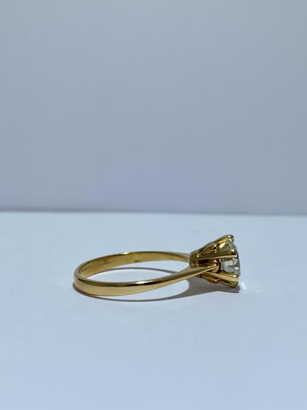 Solitario con brillante. - Imagen 10