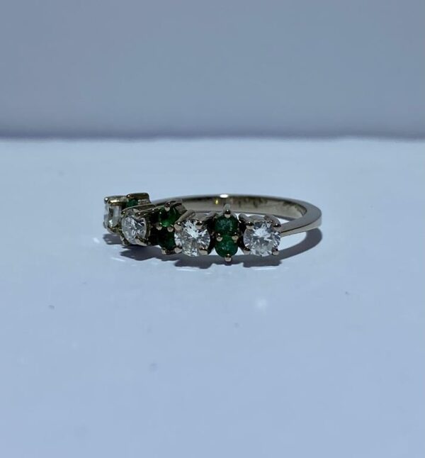 Anillo con brillantes y esmeraldas - Imagen 5