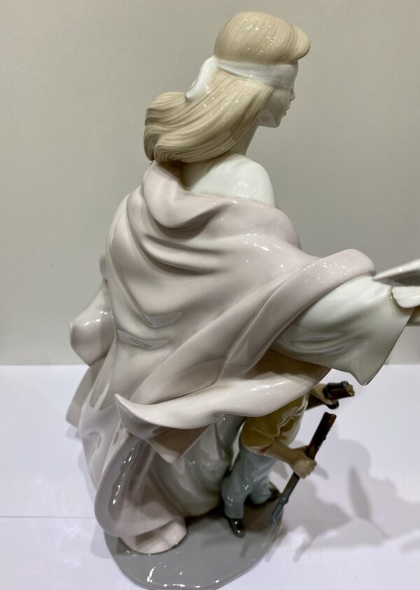 Figura Lladró 1807 - No a la guerra - Imagen 7
