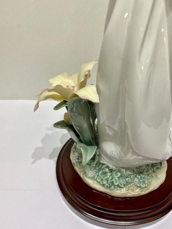 Figura Lladró 6686 - Jardín de las hadas - Imagen 9